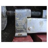 Cabinet clamps: two Jet, two Univer...