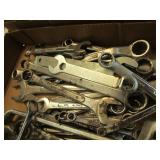 Sockets: 3/8" and 1/4", flat full c...