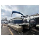 2017 250 Crest Pontoon with a 60HP Mercury Four Stroke Motor