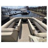 2017 250 Crest Pontoon with a 60HP Mercury Fourstroke Motor
