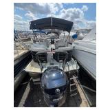 2018 250 Crest Classic Pontoon 250 HP Yamaha Four Stroke Motor