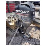 2016 250 Crest Pontoon with a 60HP Mercury Four Stroke Motor