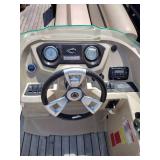 2016 250 Crest Pontoon with 60 HP Mercury Motor