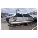 2013 21ft Crest Wave V SLR Pontoon With a 150HP Mercury 4 Stroke Motor