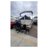 2013 21ft Crest Wave V SLR Pontoon With a 150HP Mercury 4 Stroke Motor