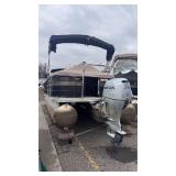 2019 220 Crest C-1 Pontoon with a 75HP Honda Motor