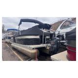 2016 250 Crest Pontoon with 60 HP Mercury Motor