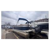 2017 250 Crest Pontoon with a 60HP Mercury Four Stroke Motor