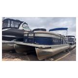 2017 250 Crest Pontoon with a 60HP Mercury Four Stroke Motor