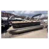 2019 220 Crest C-1 Pontoon with a 75HP Honda Motor