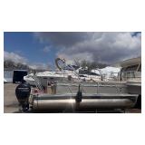 2013 21ft Crest Wave V SLR Pontoon With a 150HP Mercury 4 Stroke Motor