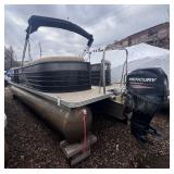 2017 250 Crest Pontoon with a 60 HP Mercury Four Stroke Motor