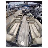 2016 250 Crest Pontoon with 60 HP Mercury Motor