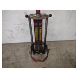Brannick Model MST580, Strut Compre...