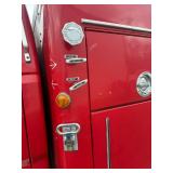 1982 Food F-700 Fire Truck with Front Mount Pump, Auto Hose Reel & Water Tank