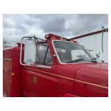 1982 Food F-700 Fire Truck with Front Mount Pump, Auto Hose Reel & Water Tank