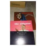 Vinyl Records (7). Oakridge Boys, Waylon, Willie Nelson.