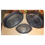 Enamel Roaster Pans (3).