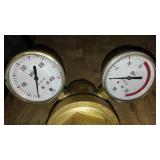 Ox Weld Acetylene Compressed Gas Regulator.