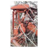 Allis Chalmers Small Round Bailer.