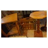 Rocking Chair, Accent tables and lamps (7).