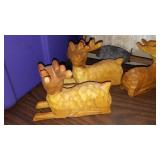 Deer on Stretched canvas and Figurines (5)