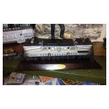 Train Décor, Clocks, Figurines and More.