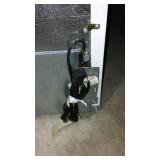 Whirlpool 115V Refrigerator with upper Freezer.