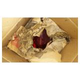 Spotlight, Red Comet (3) Shop Clock And More.