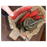 Host, Turn Buckle and Jacks (2).