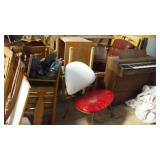 Vintage Furniture. MCM Chair