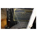 Vintage Union Special Pulling Machine, Singer. 51500L.