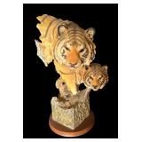 Tiger with Cub Sculpture