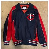 Minnesota Twins Baseball Size Large Jacket and Sweatshirt