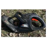 Black & Decker Hedge Trimmer Model: TR1700