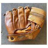 Baseball Gloves by Rawlings, Wilson, Spalding and More