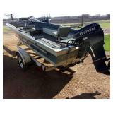 1986 Crestliner Angler 16