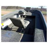 1986 Crestliner Angler 16