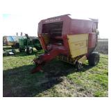 New Holland 853 Round Baler