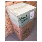 Zinus 8" Green Tea Memory Foam Short Queen Sized Mattress 04232542.80