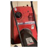 Honda Harmony HS520 Snow Blower with 4-Stroke Engine