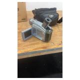 Canon ZR85 Digital Video Camcorder with Carrying Bag