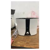 InstaK UltraSonic Humidifier with 1040 Super Wick, Open Box