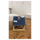 Department 56 Snow Village Single Car Garage Ceramic Piece