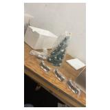 Department 56 Heritage Village Collection Town Tree with Accessories