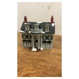 Snow Village Plantation Lighted House #5047-4 by Department 56