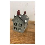 Snow Village Plantation Lighted House #5047-4 by Department 56