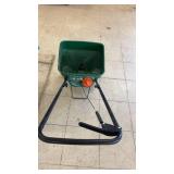 Scotts Turf Builder Mini Broadcast Spreader