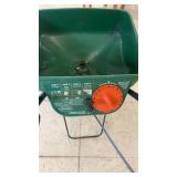 Scotts Turf Builder Mini Broadcast Spreader