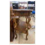 Set of 2 Wooden End Tables with Carved Legs